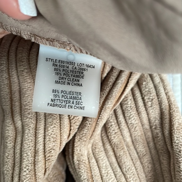 Elie Tahari Cropped Corduroy Wide Leg Pants - Picture 10 of 12